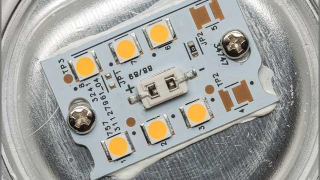 アルミニウム基板の真価を解き放つ：電子機器の放熱性能向上