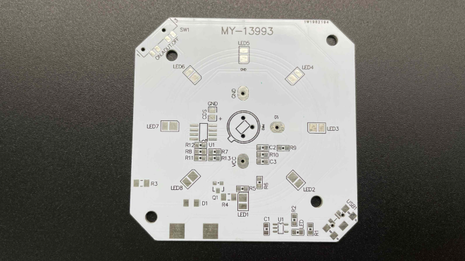 PCB en aluminium vs. FR4 traditionnel : une analyse comparative de la gestion thermique