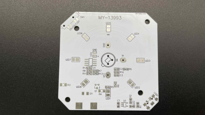 PCBs de Aluminio vs. FR4 Tradicional: Un Análisis comparativo de la gestión térmica