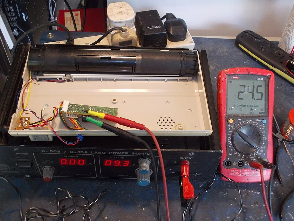 pcb repair testing with a bench supply